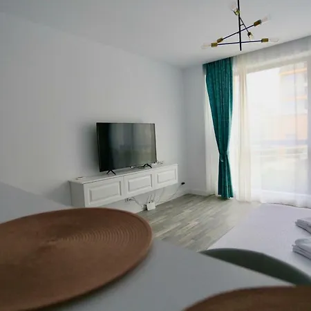Selena Onix Blue Mamaia 1 *